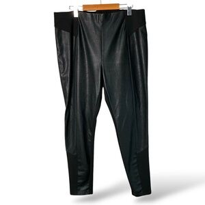 CITY CHIC Faux Leather Front Pull On Skinny Trousers Stretch Fabric Back Sz 18